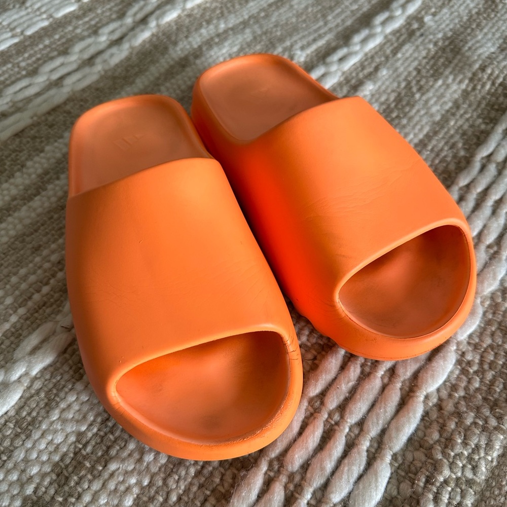 Yeezy Slides